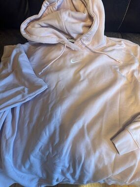 Nike Men’s Pastel Pink Pullover Hoodie